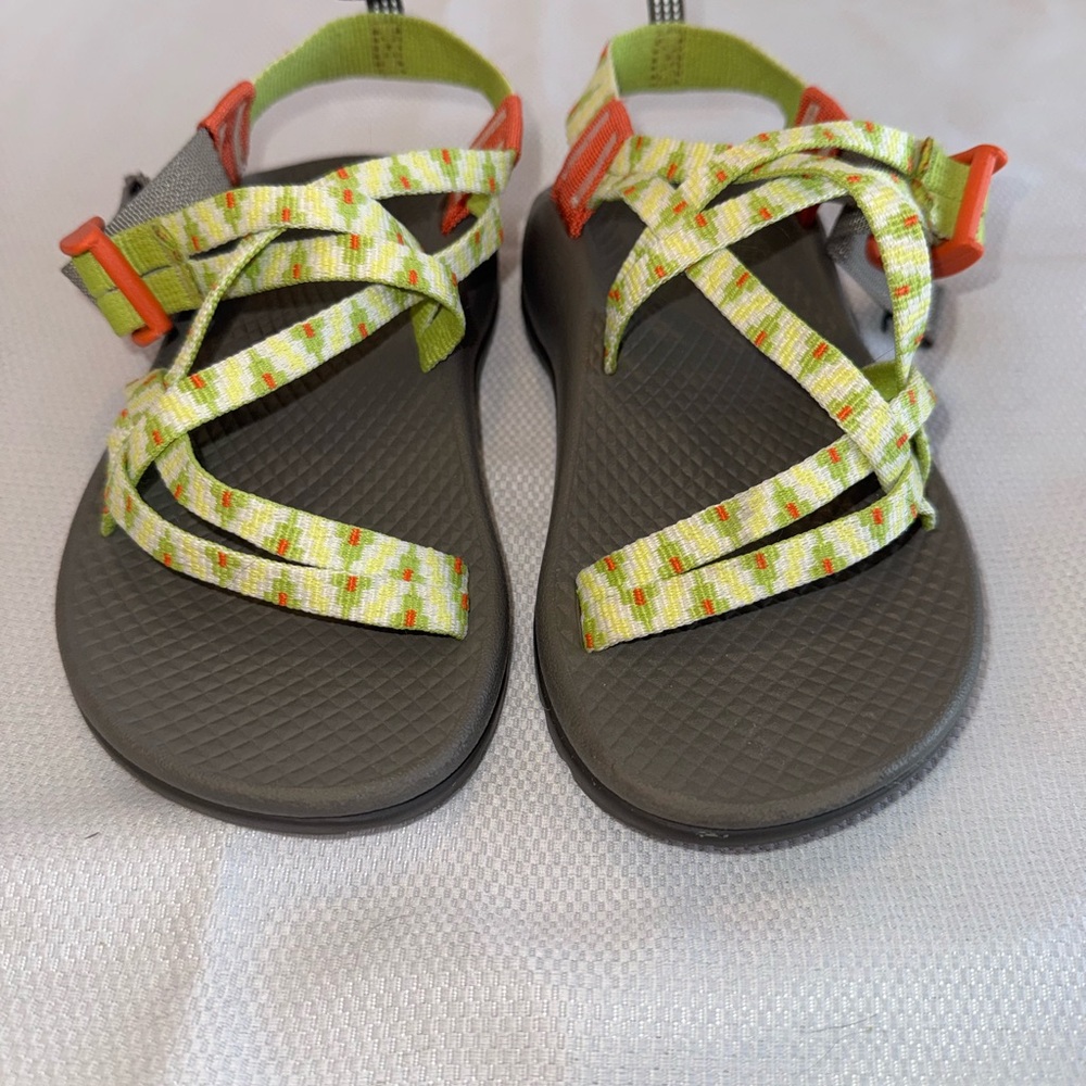 Chaco Youth Sandals Size 1 Green Outdoor Hiking